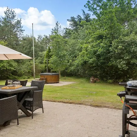 Holiday home Awesome In With Wifi