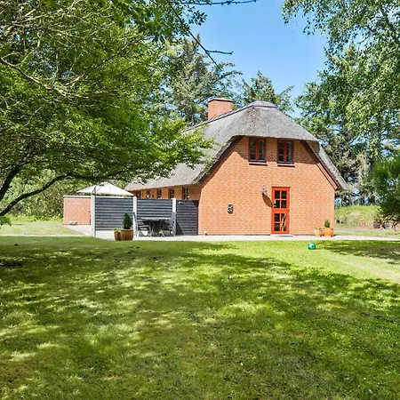 Awesome In With Wifi Holiday home